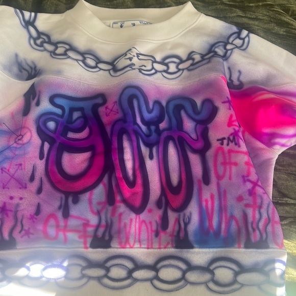 Offwhite sweat shirt